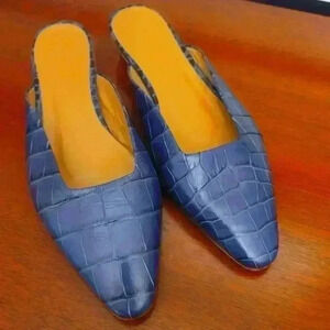 LOQ Carmen Azulejo Croc Mules